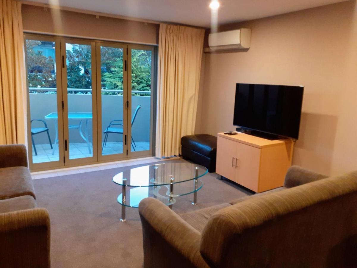 Apartment Fourteen Taupo Exterior photo